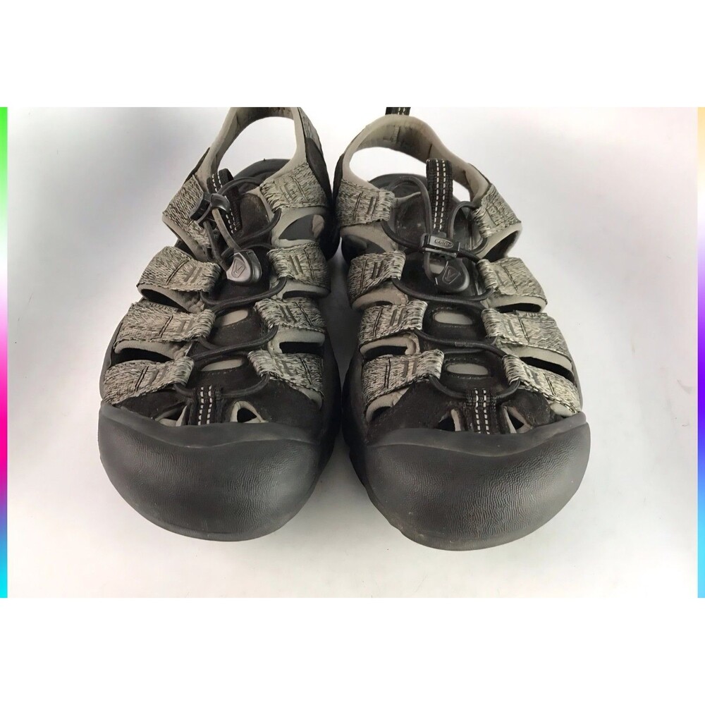 KEEN Men's Size 11 Newport H2 Sandal/Sneaker in Black/Steel Grey Color Way Used